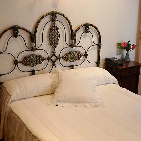 Hotel Julia-2